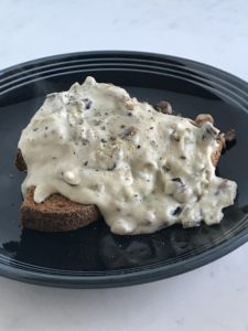 cashew gravy with mushrooms